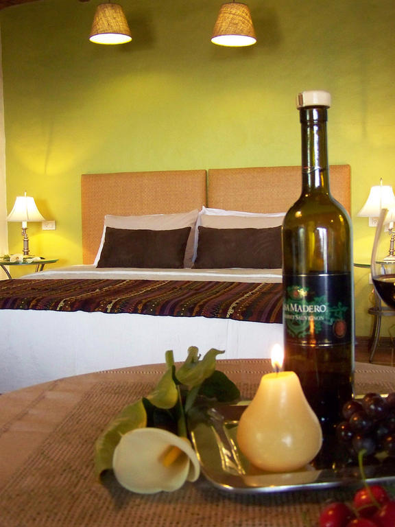Hotel Villa Cassis Tapalpa Oda fotoğraf