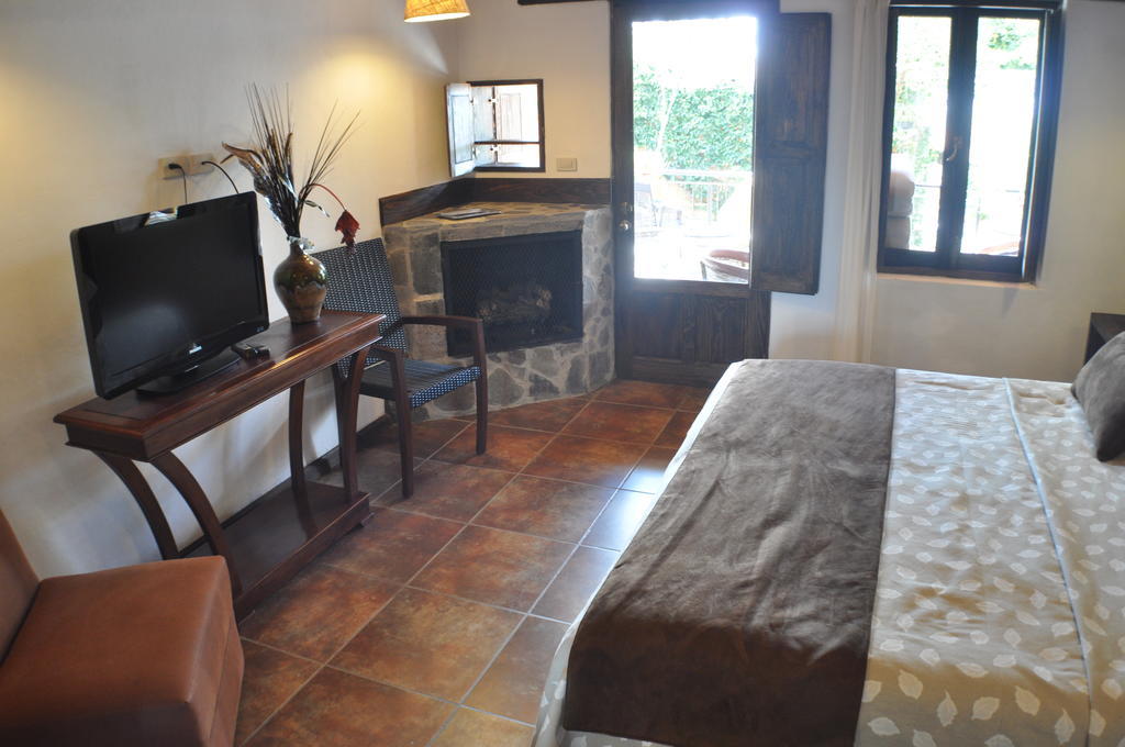 Hotel Villa Cassis Tapalpa Oda fotoğraf